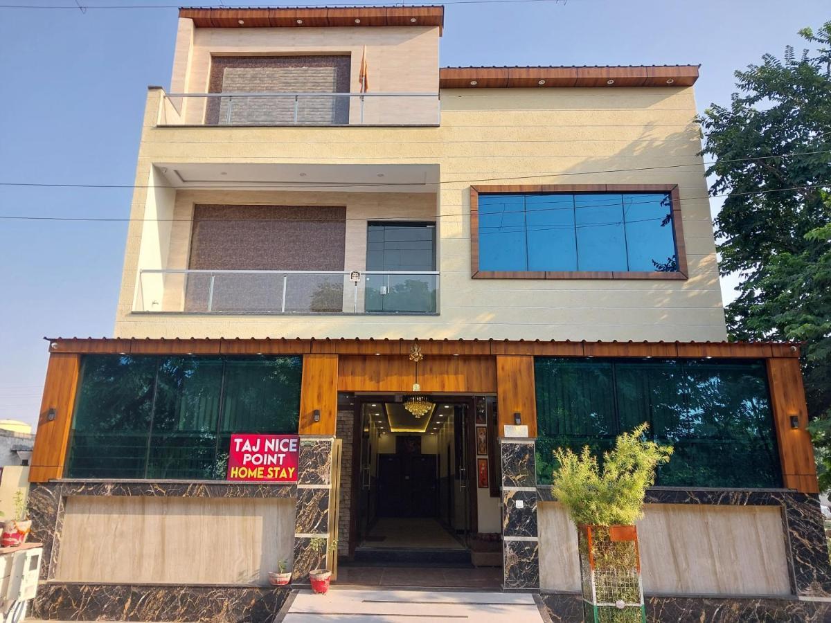 Taj Nice Point Manage By Taj Sunrise Group Agra (Uttar Pradesh) Exterior foto