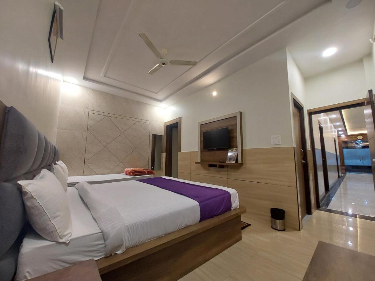 Taj Nice Point Manage By Taj Sunrise Group Agra (Uttar Pradesh) Exterior foto
