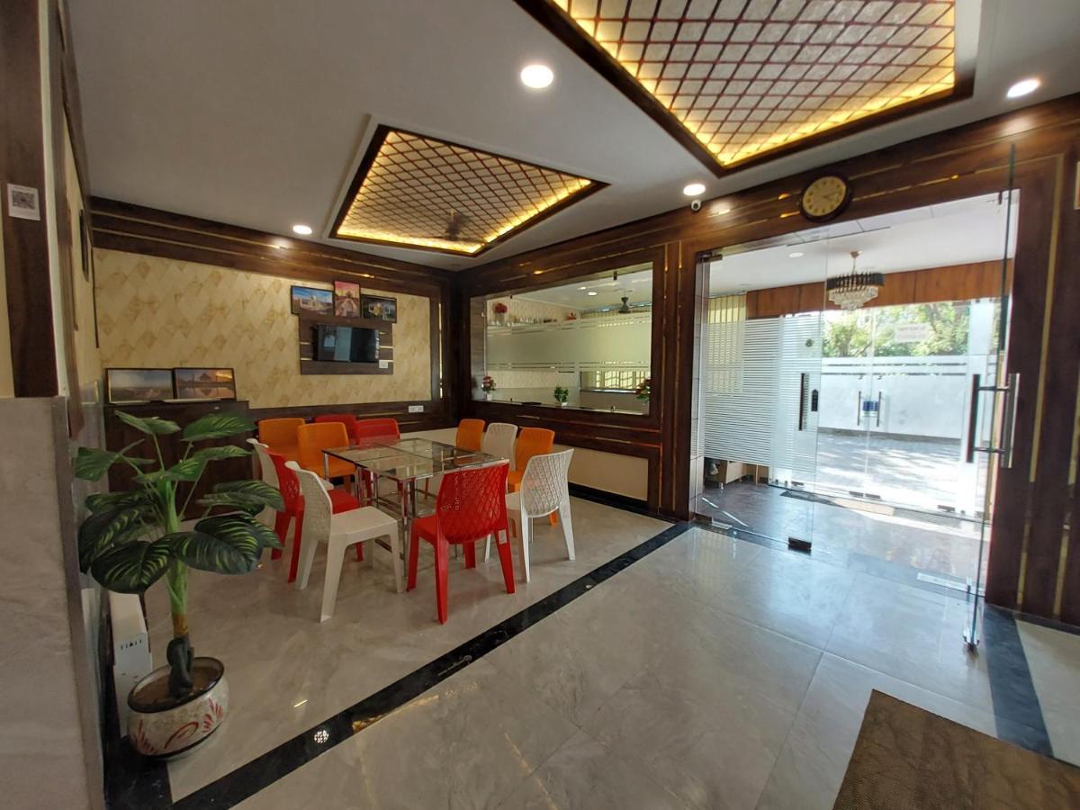Taj Nice Point Manage By Taj Sunrise Group Agra (Uttar Pradesh) Exterior foto