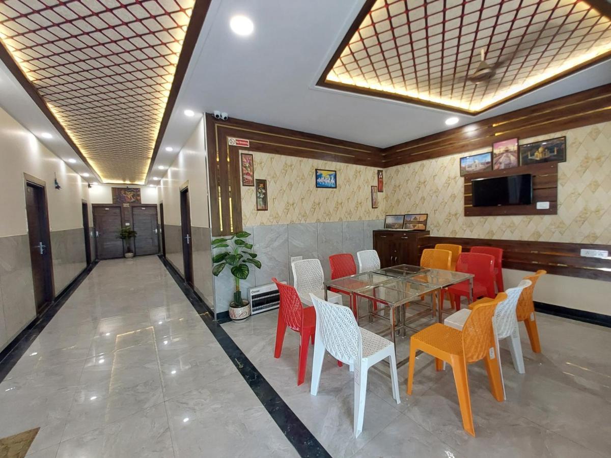 Taj Nice Point Manage By Taj Sunrise Group Agra (Uttar Pradesh) Exterior foto