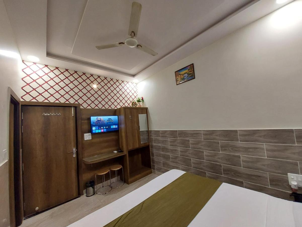 Taj Nice Point Manage By Taj Sunrise Group Agra (Uttar Pradesh) Exterior foto