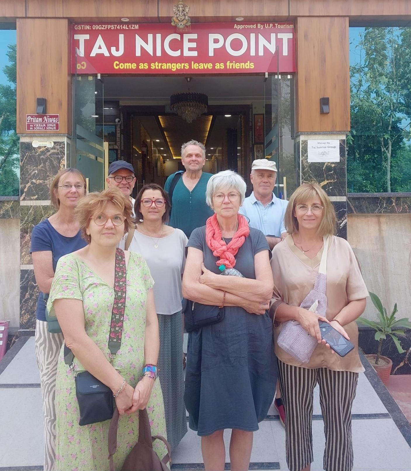 Taj Nice Point Manage By Taj Sunrise Group Agra (Uttar Pradesh) Exterior foto