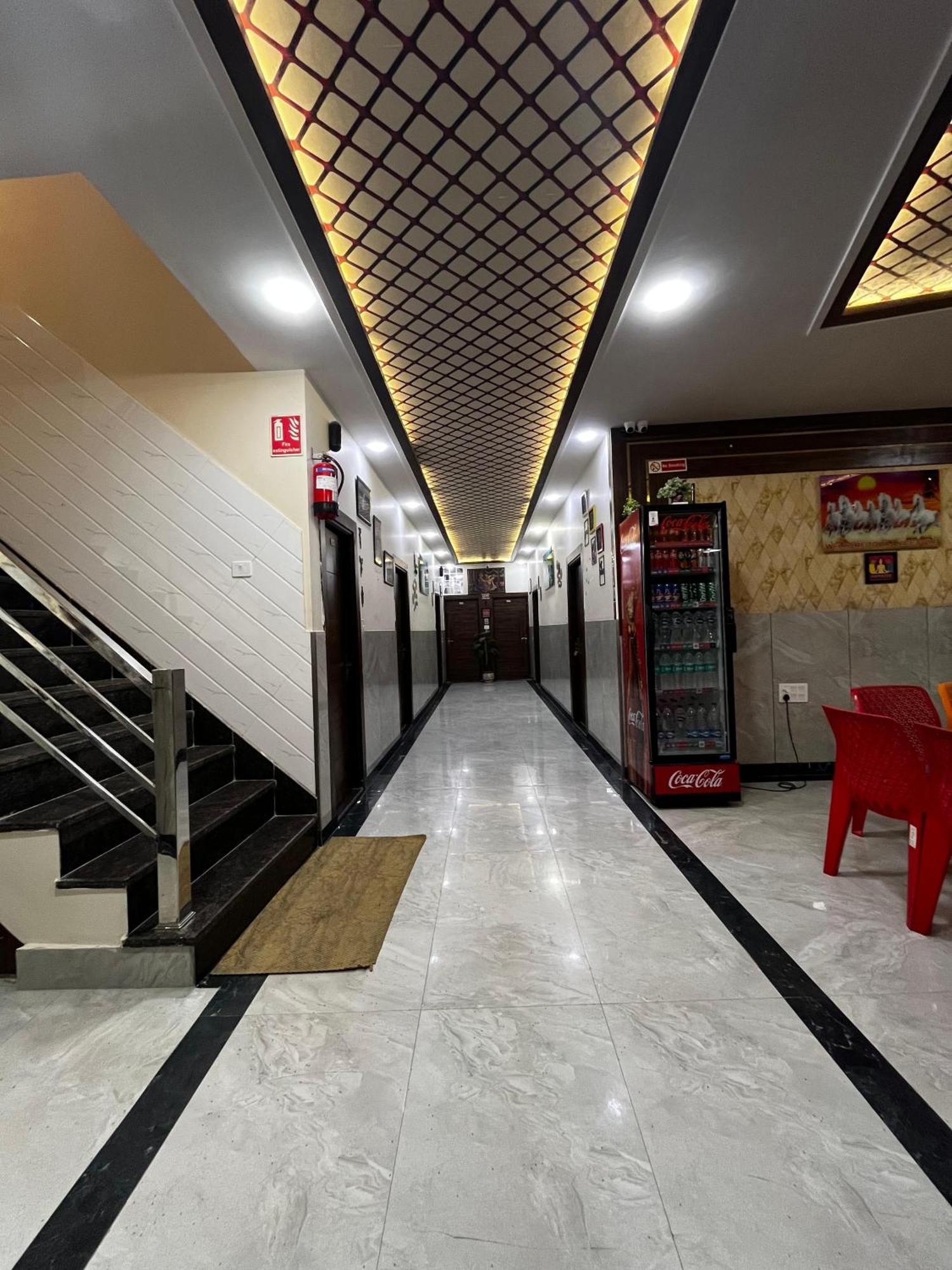 Taj Nice Point Manage By Taj Sunrise Group Agra (Uttar Pradesh) Exterior foto