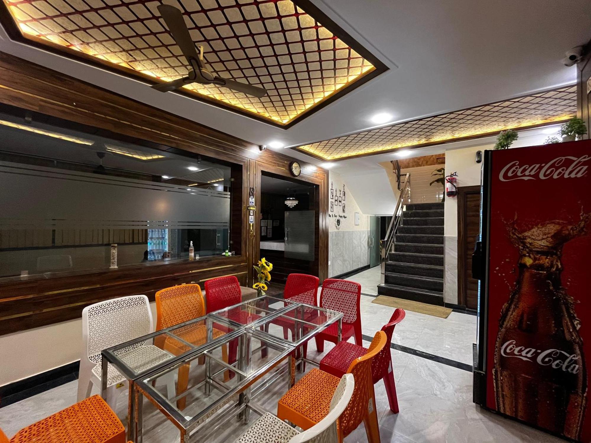 Taj Nice Point Manage By Taj Sunrise Group Agra (Uttar Pradesh) Exterior foto
